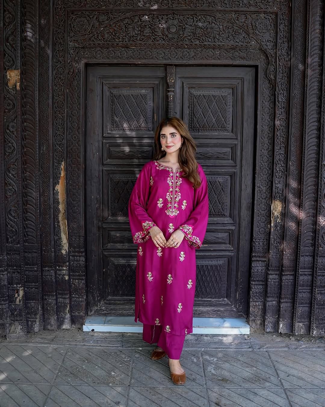 AANGAN EMB LONG LENGTH (2Pcs Suit)