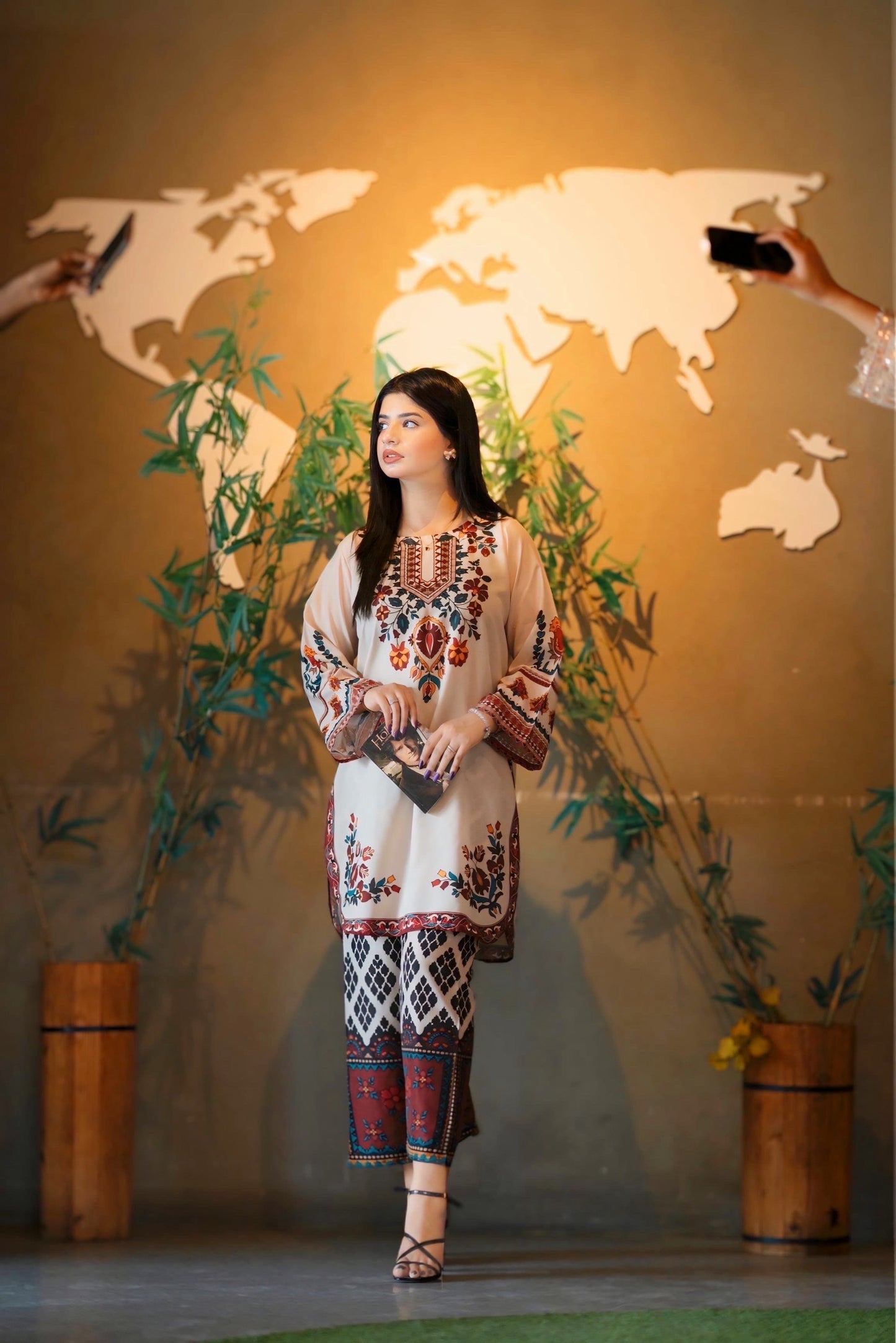 Comfitwears MEERUB DIGITAL PRINTED 2PC