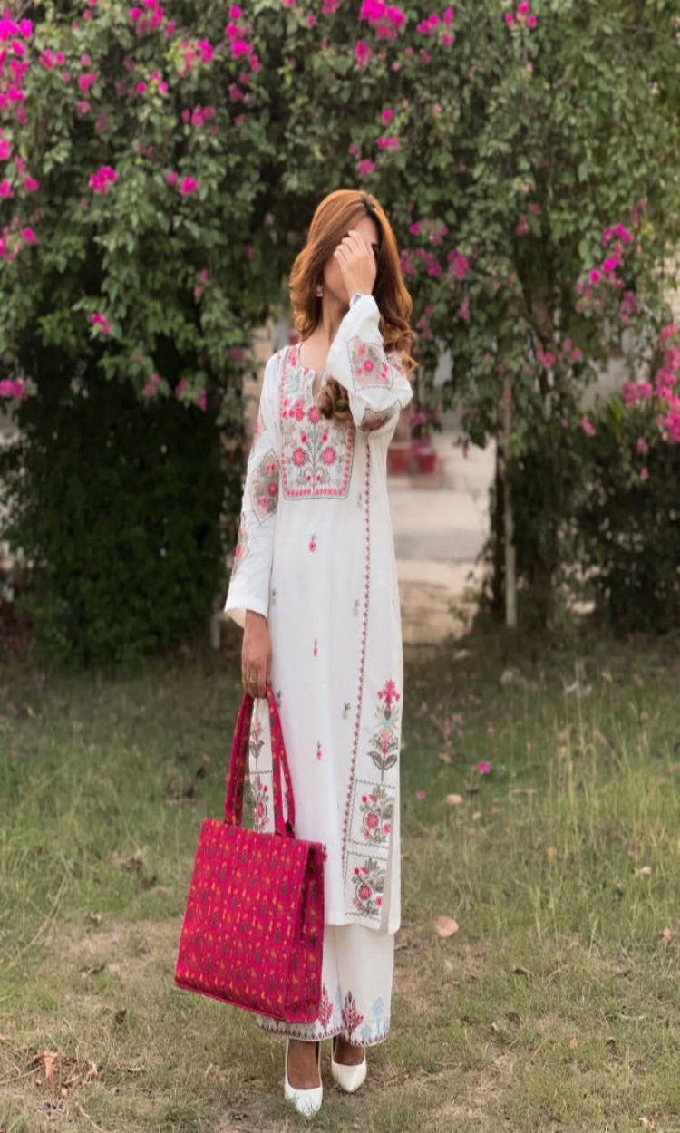 Comfitwears WHITE DOVE EMB 2PC
