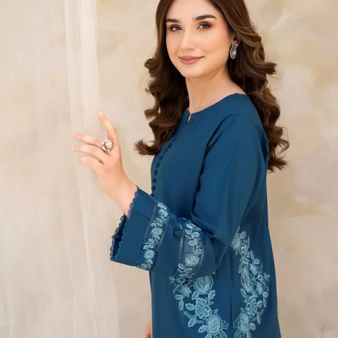 ELLA EMB LONG LENGTH (DOUBLE POCKET)