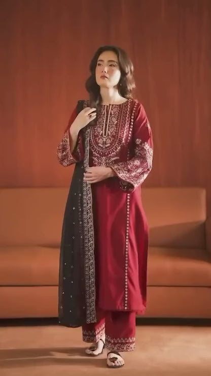 Comfitwears ROYAL PRET 3PC - Embroidered Lawn Dress